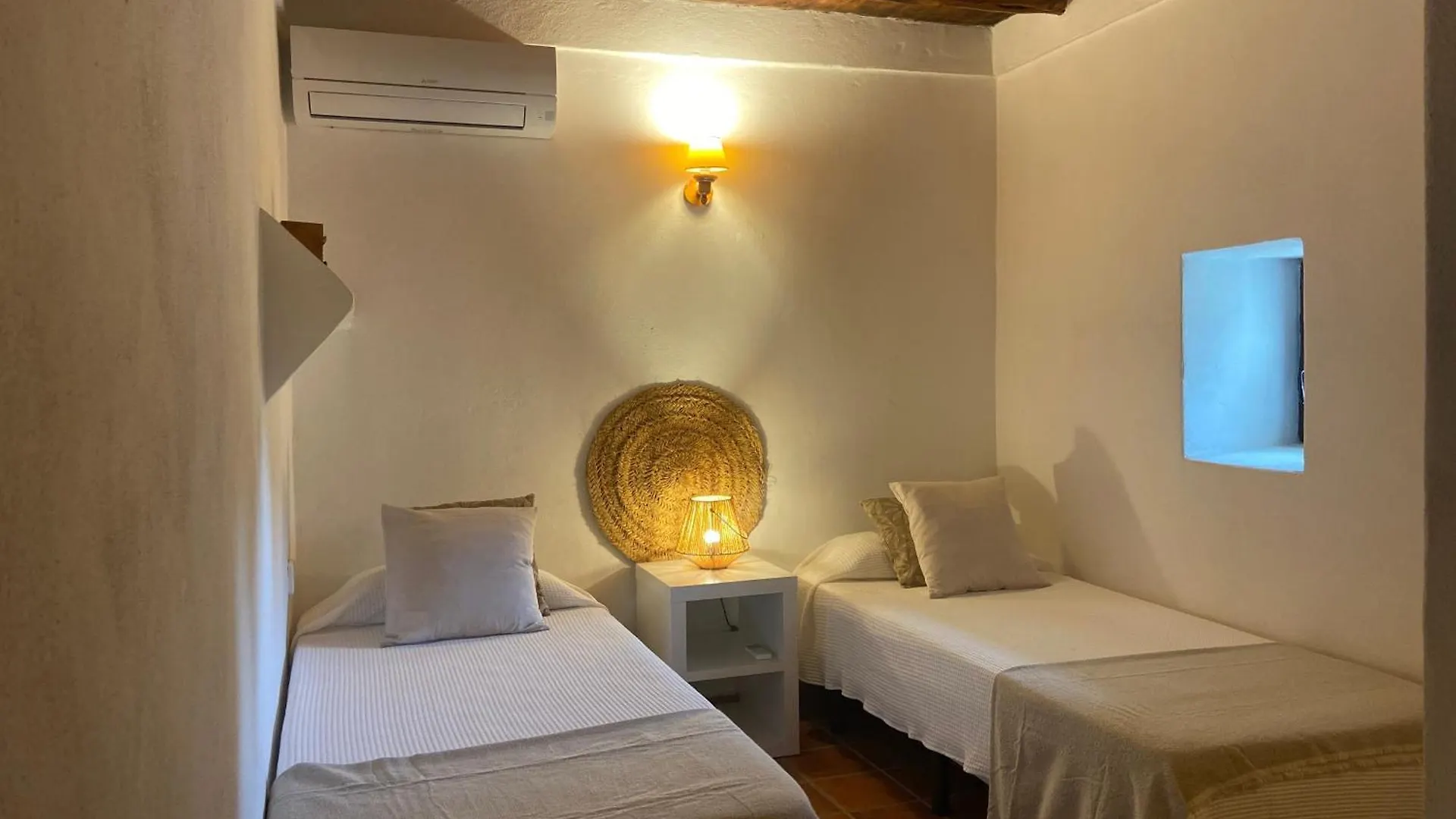 Can Murenu - Impresionante Finca Tradicional Sant Joan De Labritja Hébergement de vacances